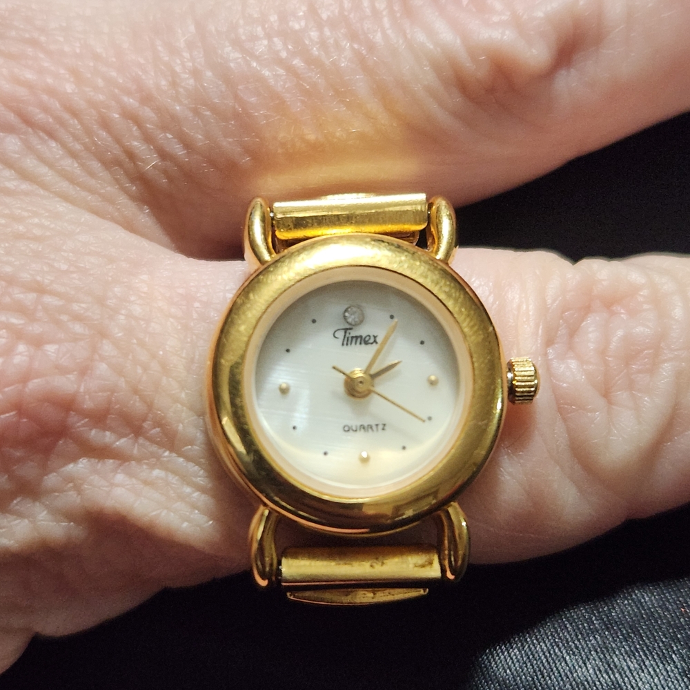 Vintage Working Timex Women's Gold-Tone Quartz Ring Watch - White Dial